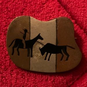 A Sweet Soft Beautiful Metales Casados Brooch/Pin/Pendant